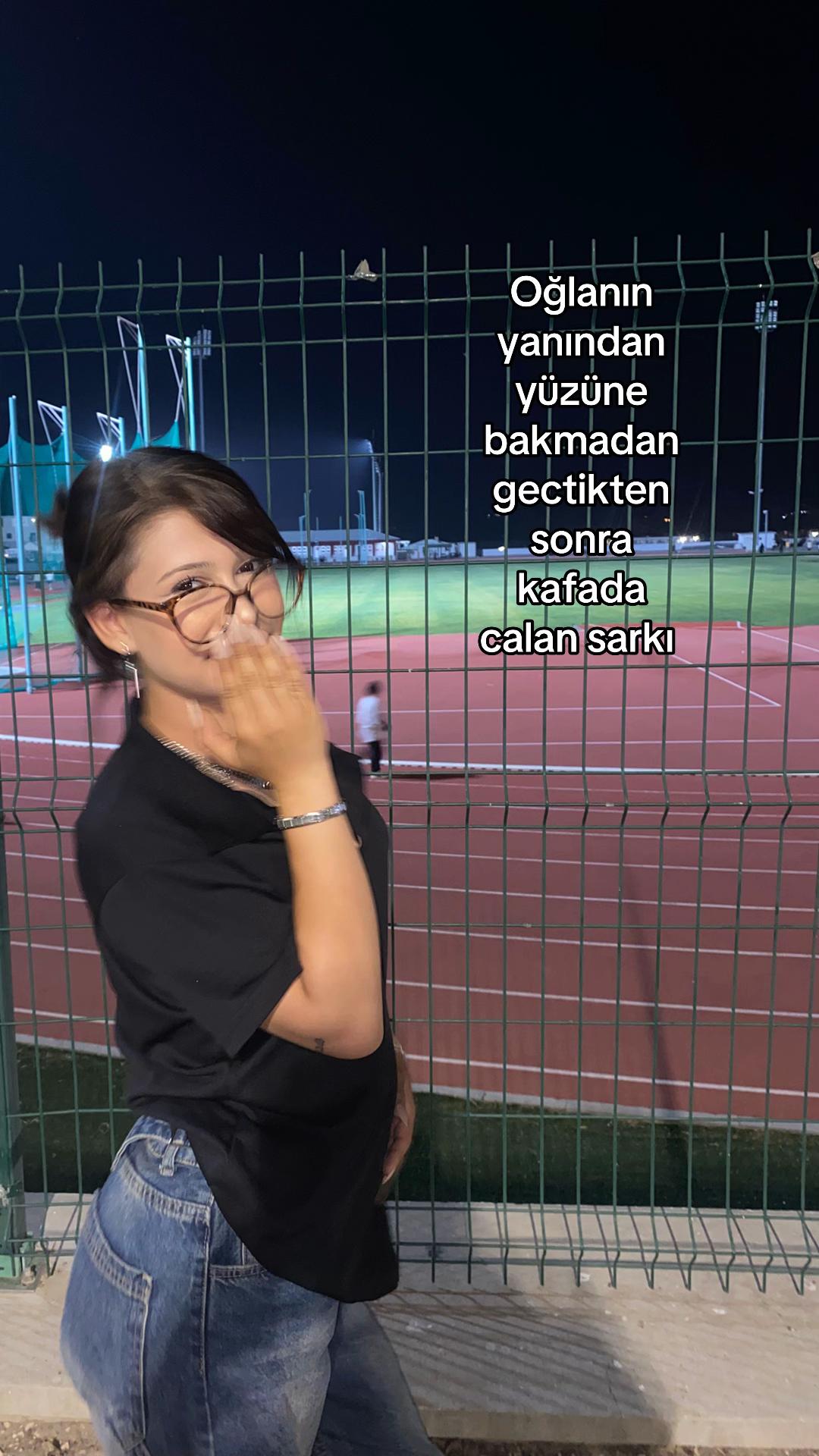 @Zehra 🥂