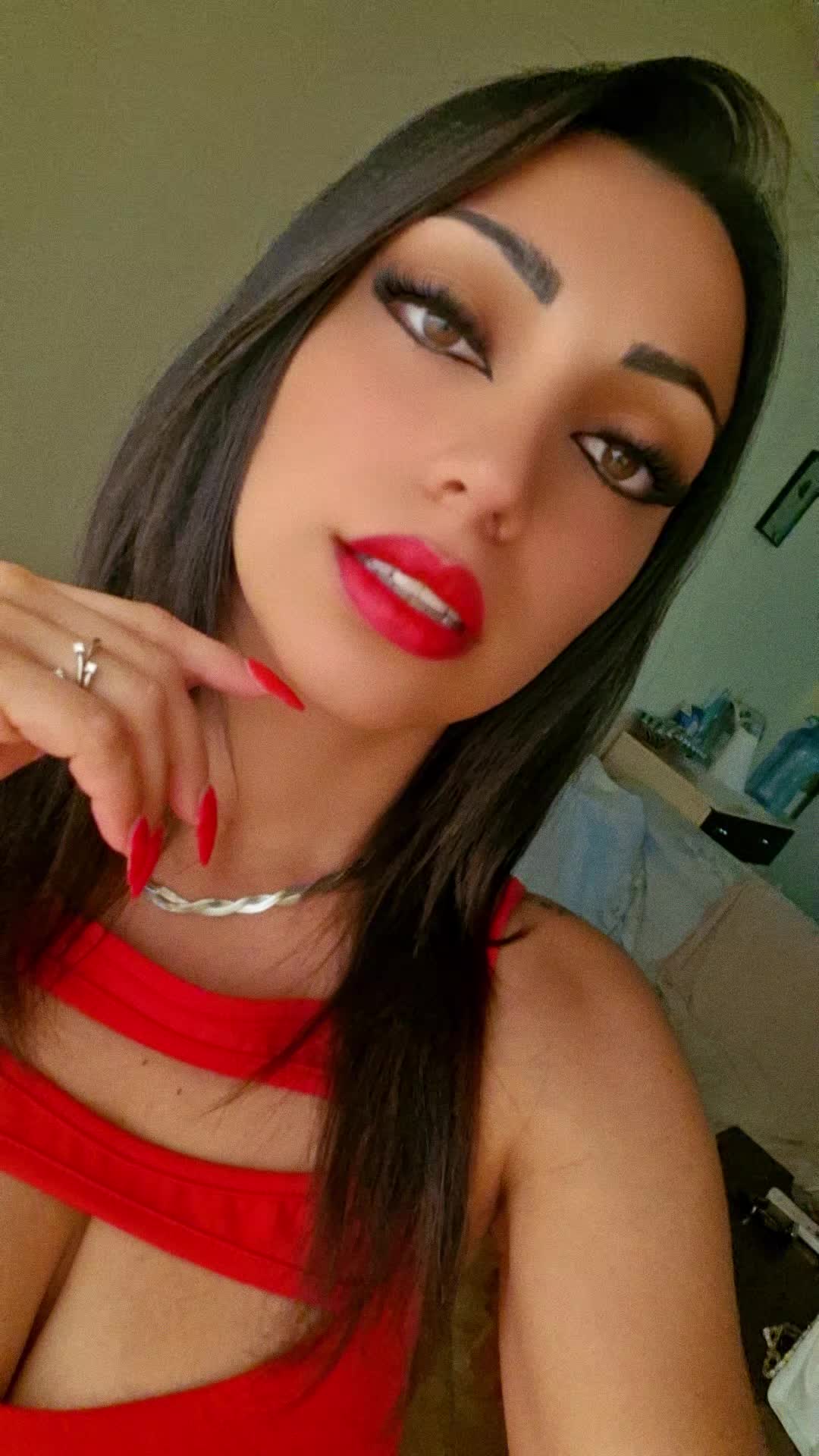 @Anna Muo&igrave;o