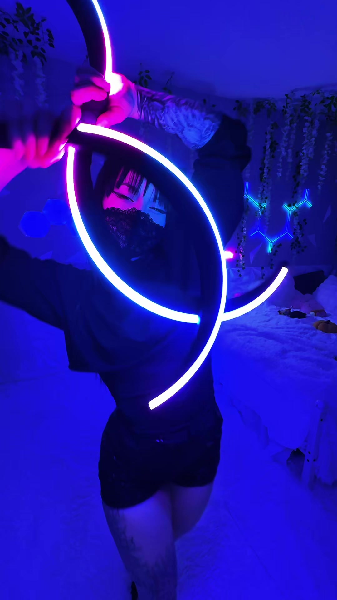 @Pyro.Kitten
