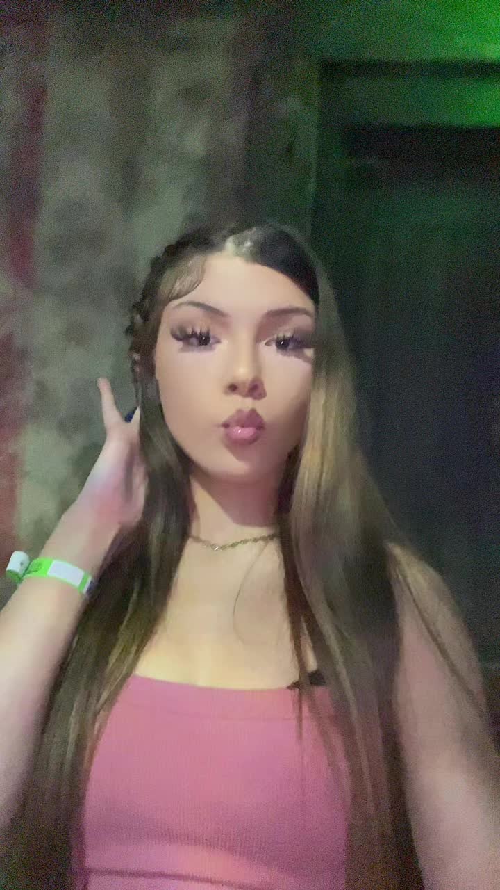 @victoria🧁😻💄