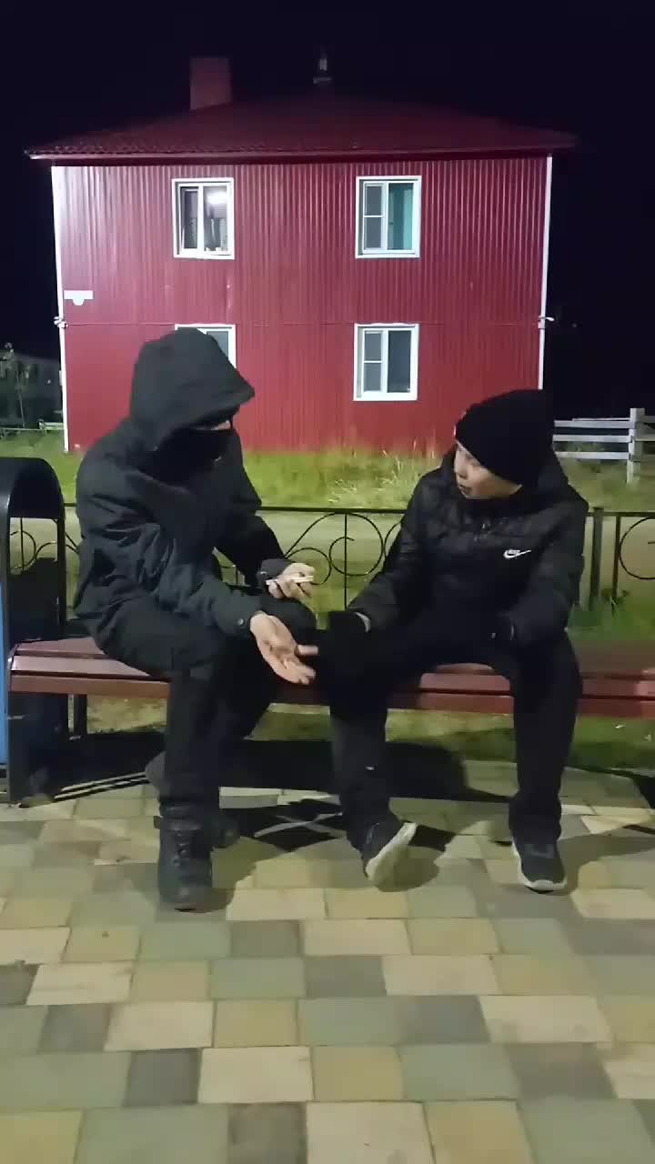 @Д4