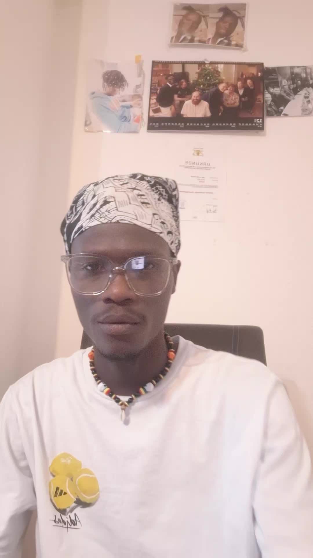 @African King 🥰🤑
