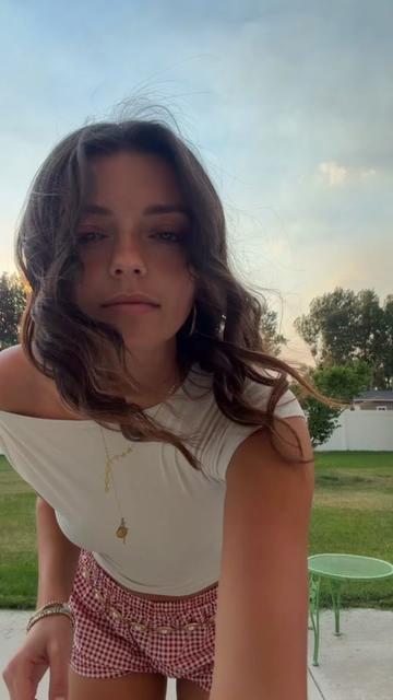 @Zöe:)