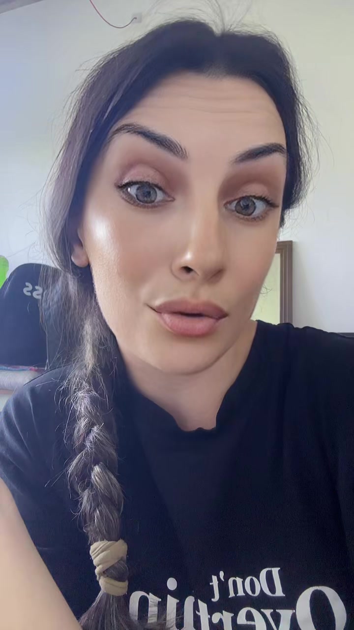 @Leyla Velieva