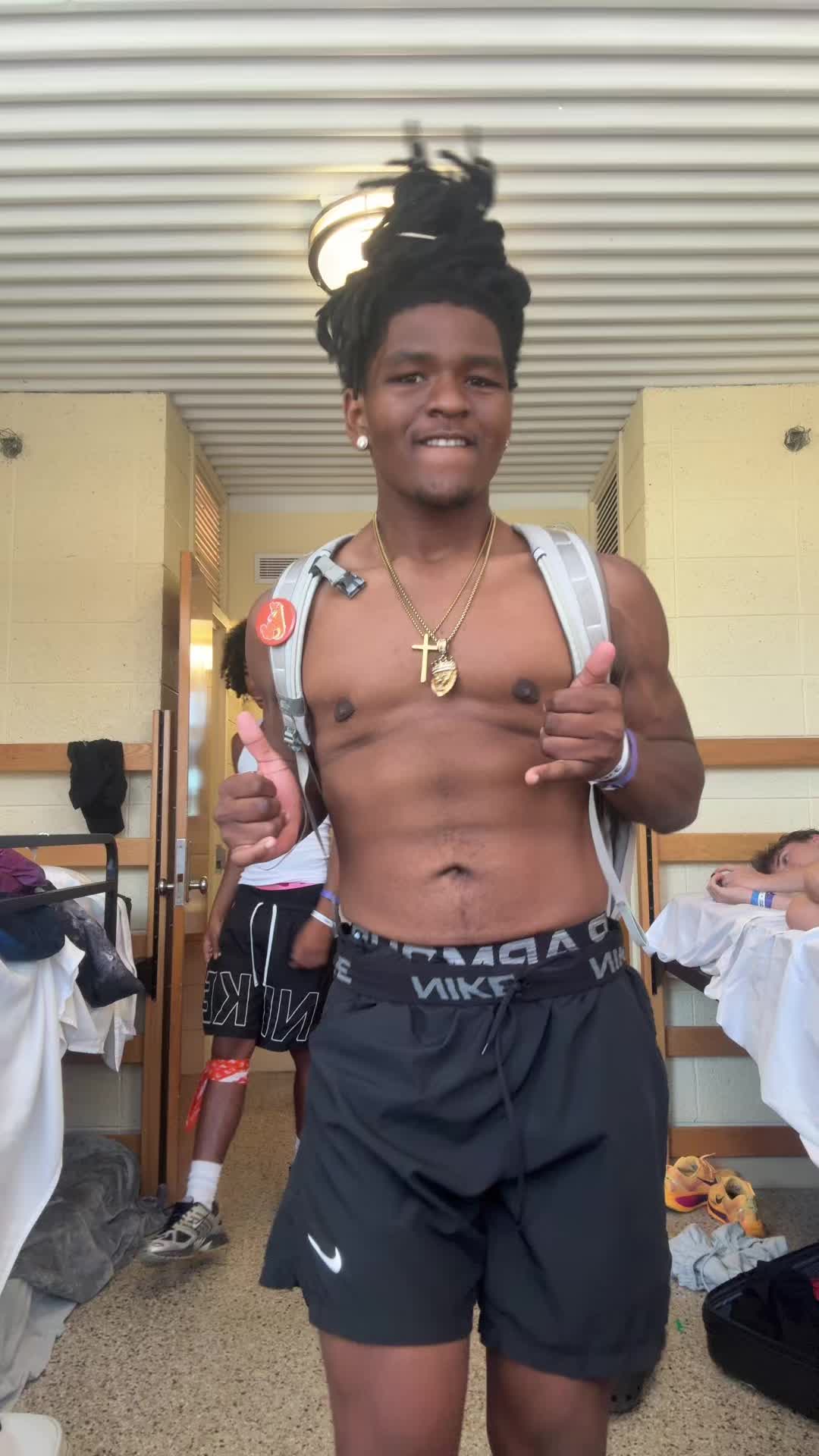@5foot9lyingdreadhead