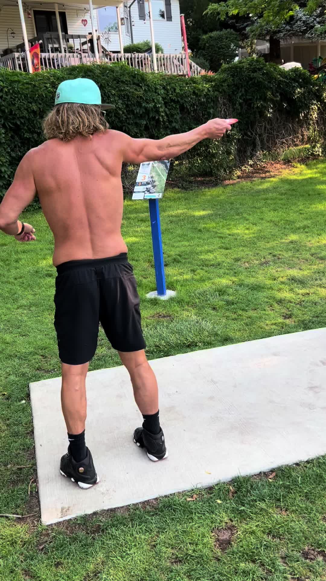 @Paulyfrog 🐸