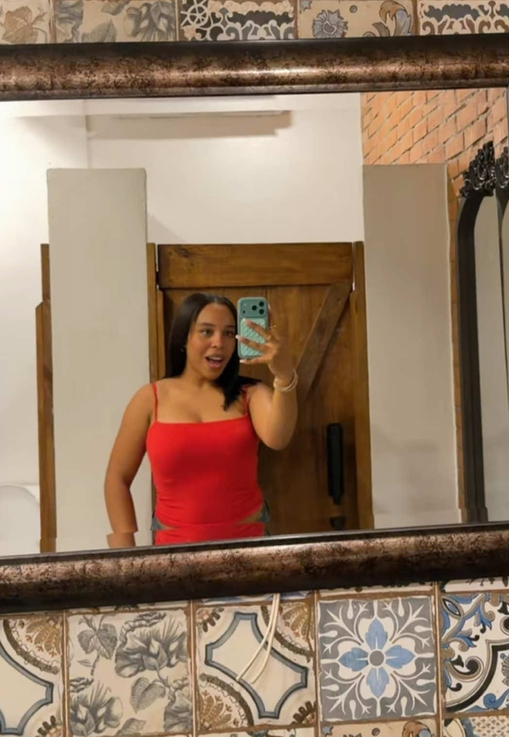 @Leika