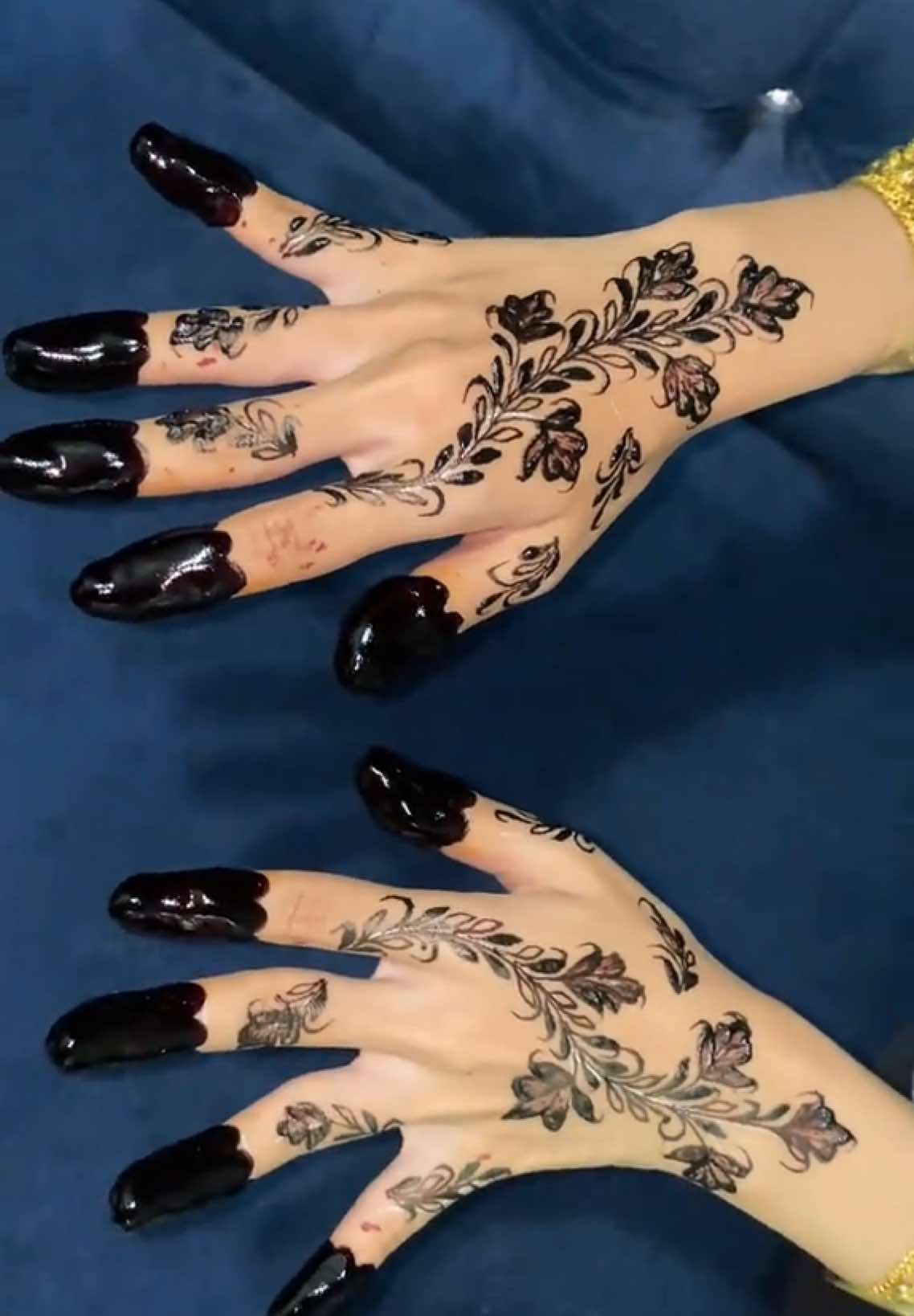@Farahs_hennaart💅