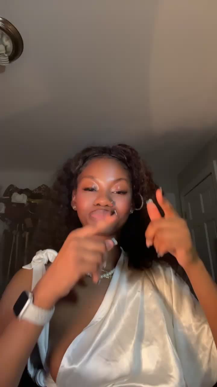 @💎 Nia 💎