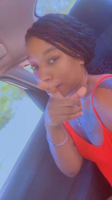 @Tha Wife🦋 🥵😈