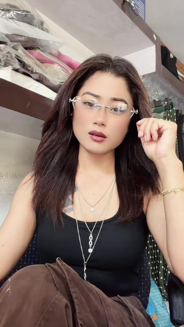 @𝐂𝐡𝐚𝐡𝐚𝐧𝐚 𝐒𝐭𝐡𝐚🇳🇵