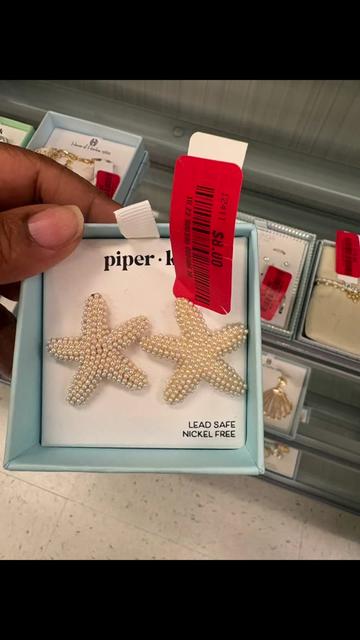 @theshoppingfren🛒🛍️👠👛👗