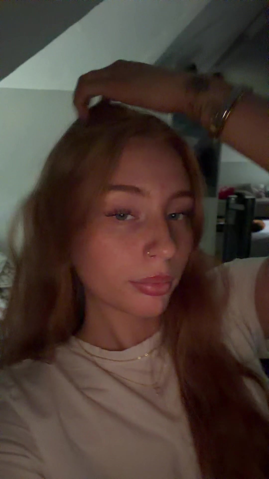 @♱