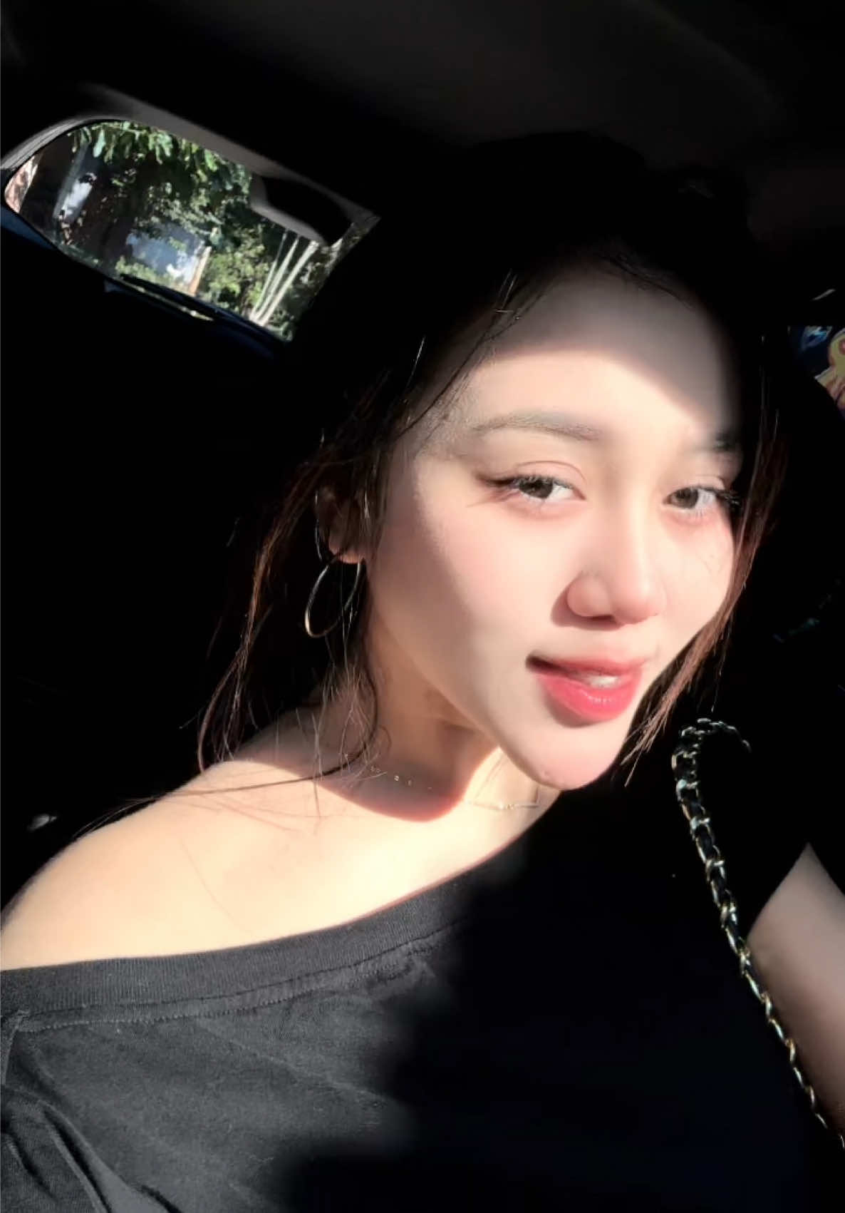 @Tiaralintang_