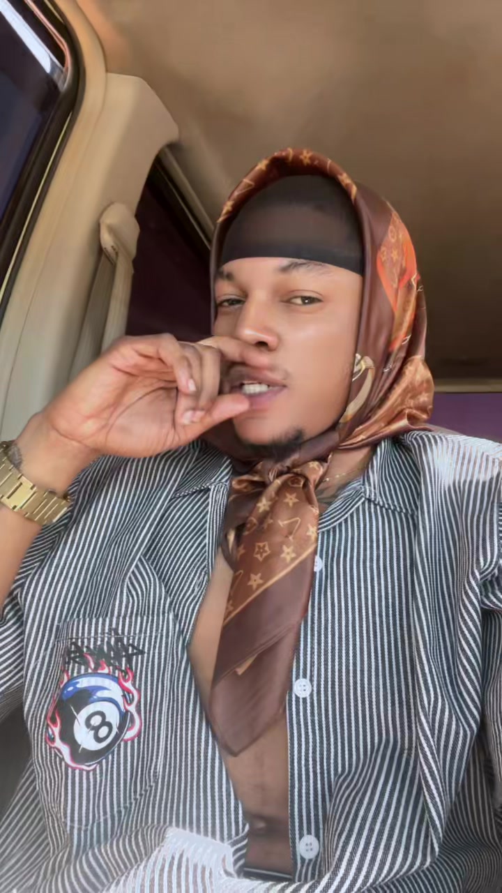 @ESSY HEL OFFICIAL 🦋