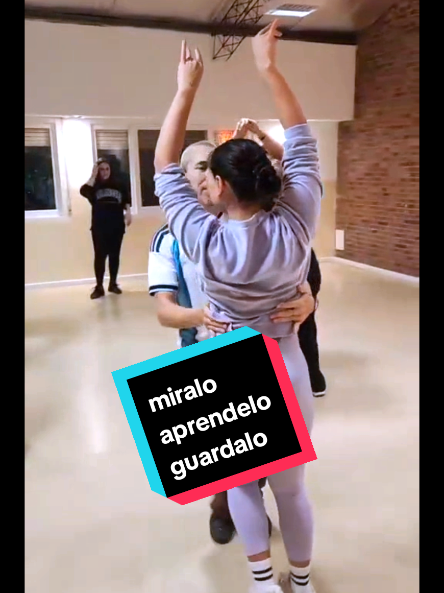@LA33BACHATA