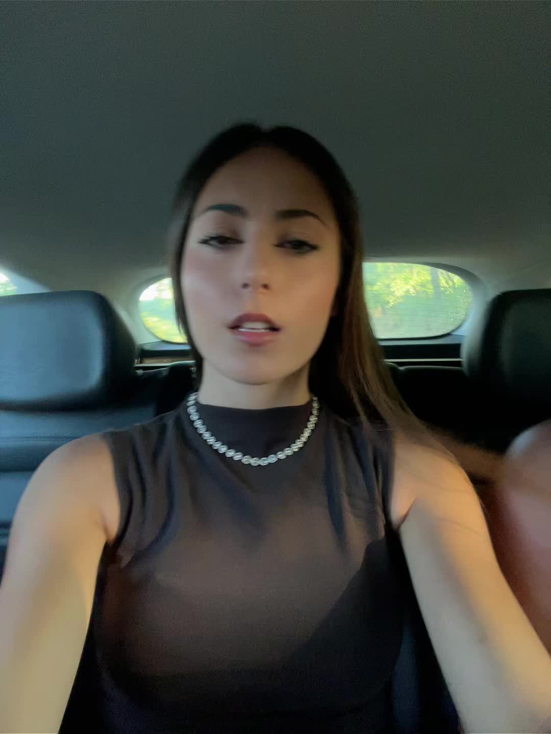 @👧🏼