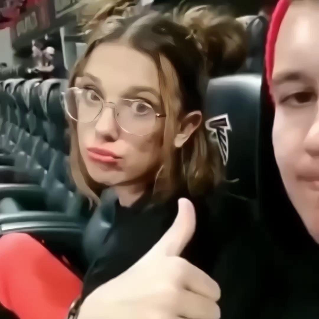 @☾