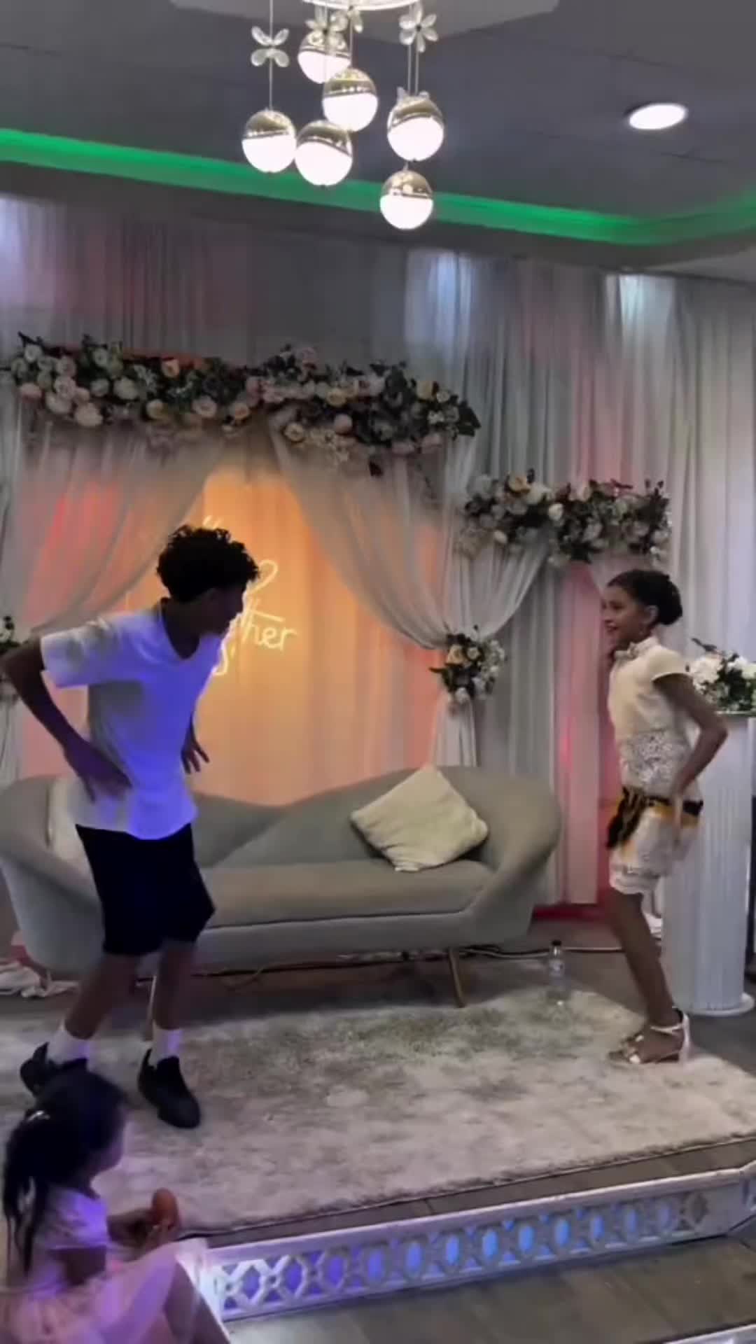 @𝐃𝐚𝐧𝐜𝐞 𝐤𝐚𝐛𝐲𝐥𝐞 💃🏻🪩