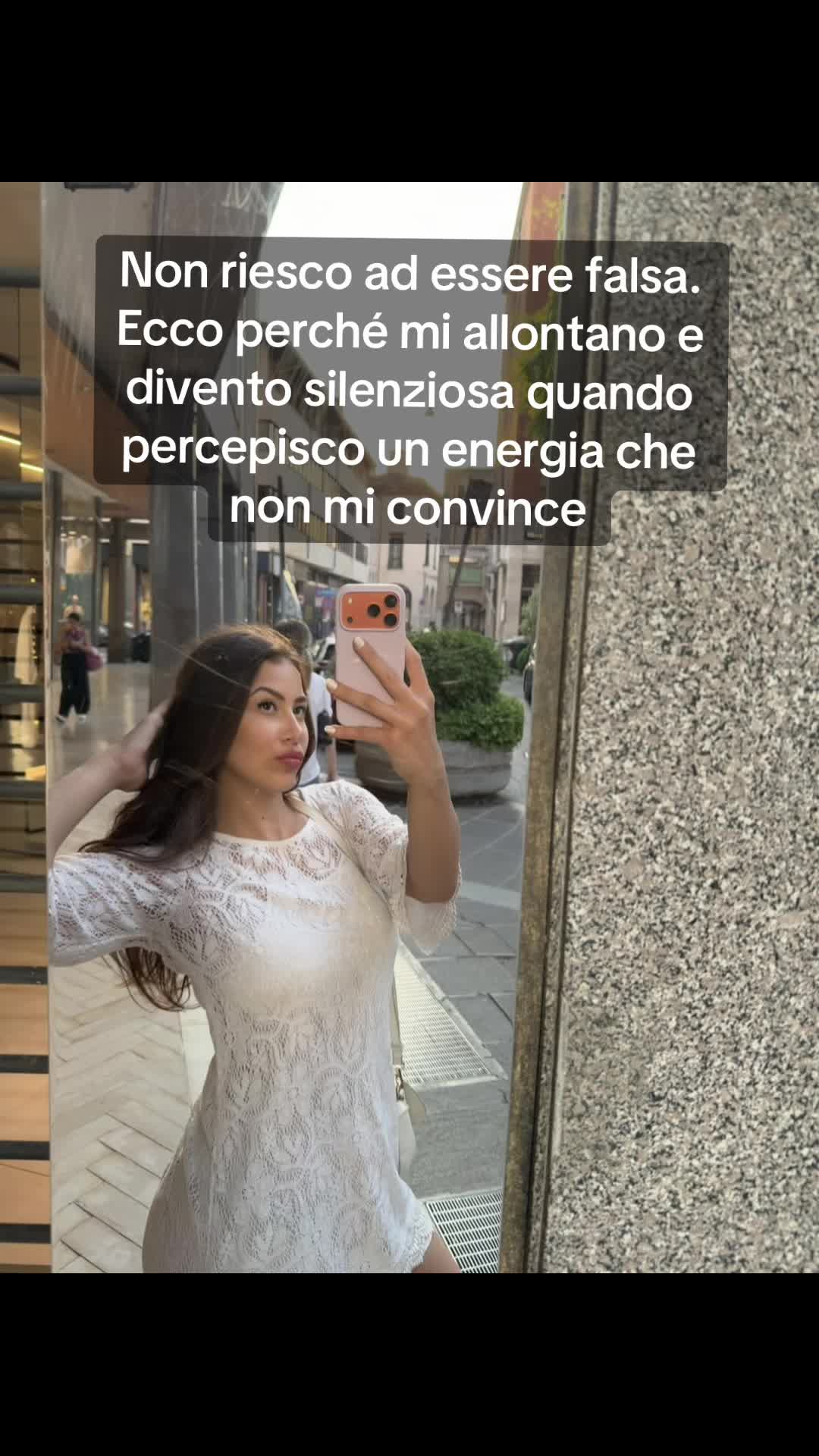@Lucycoss