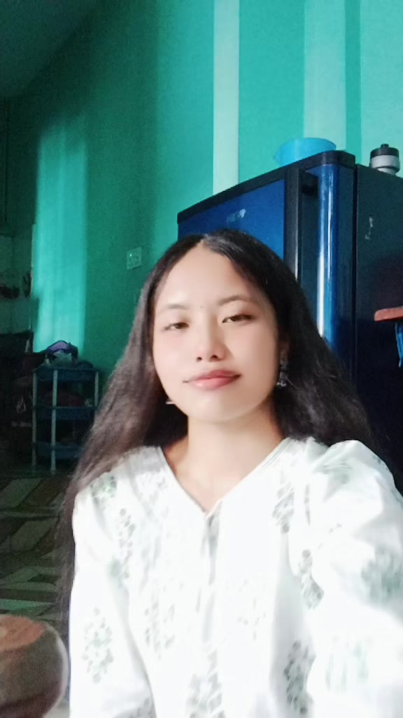 @nishagurung735