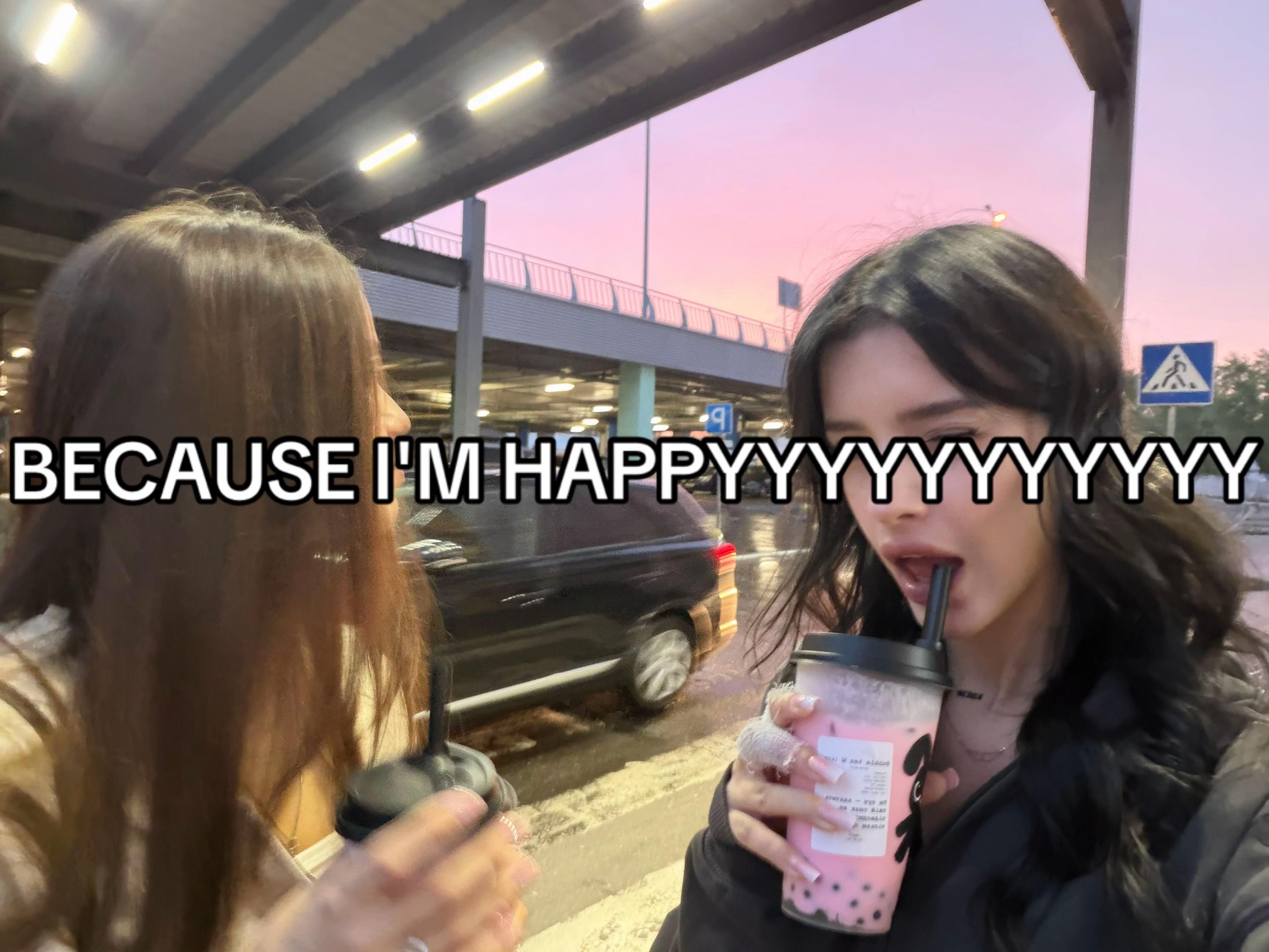 @laura