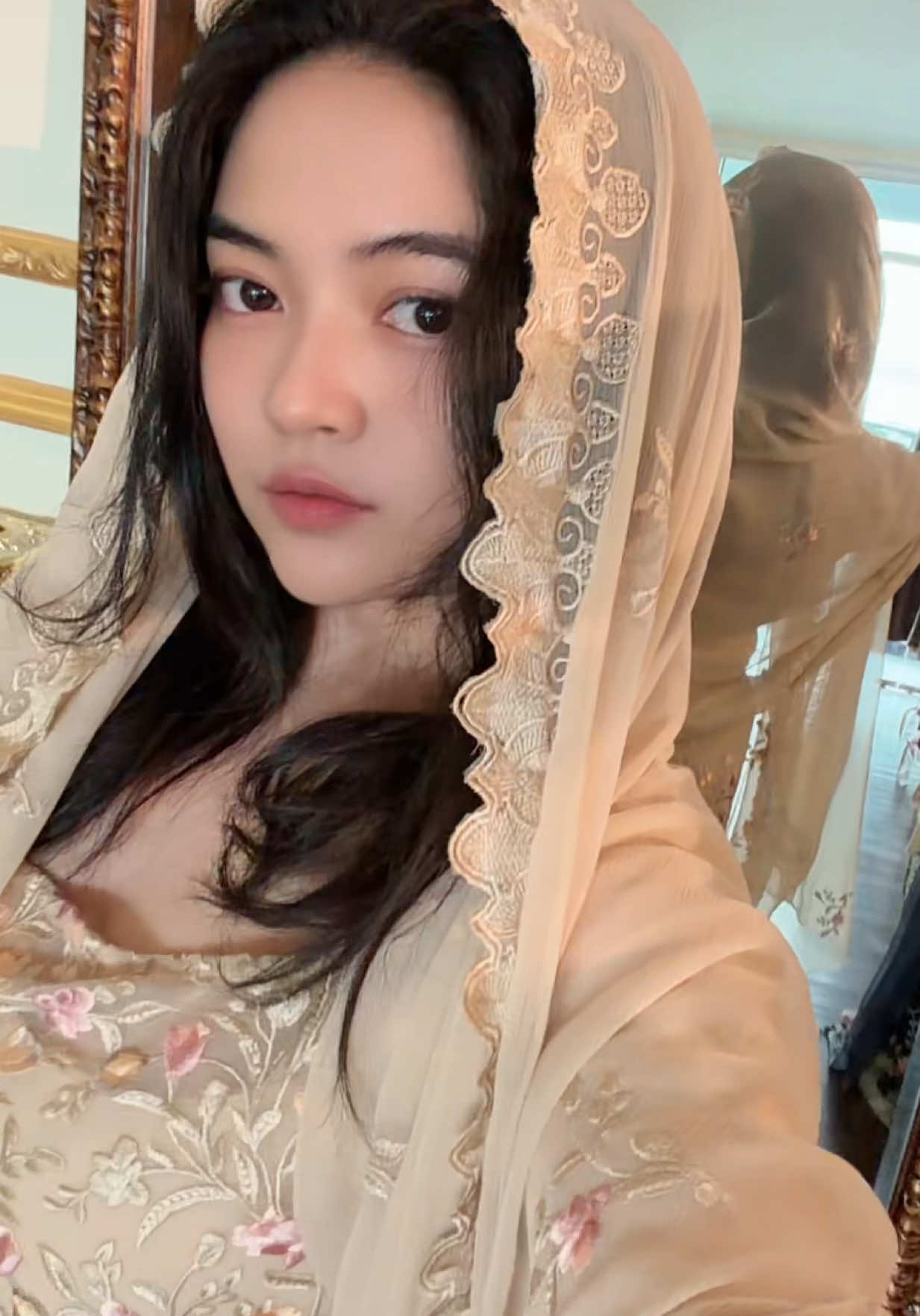 @OOPSIE DAISIES 🍵✨🧘🏼&zwj;♀️🪩
