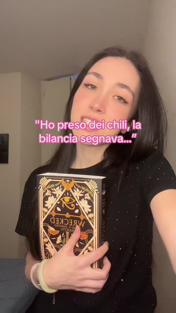 @𝓛𝓲𝔃𝔃𝔂 𝓢. 𝓦𝓱𝓲𝓽𝓮