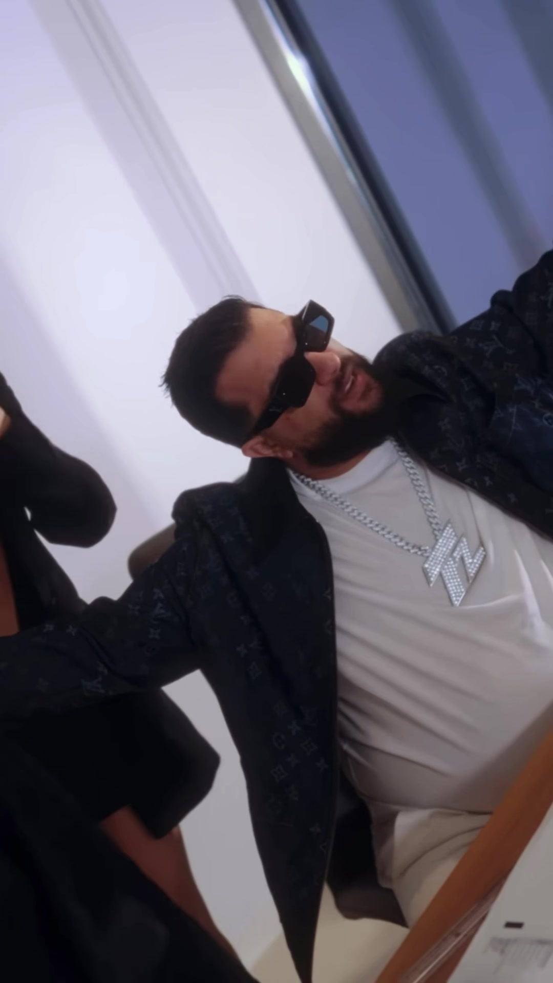 @𝙈𝙖𝙣𝙚𝙡𝙚𝘾𝙝𝙞𝙡𝙡