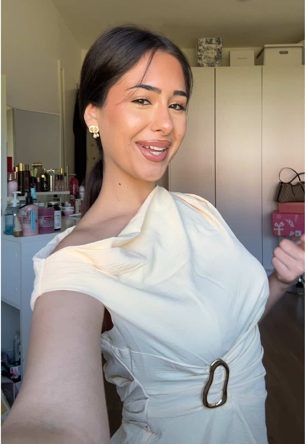 @livealejandra