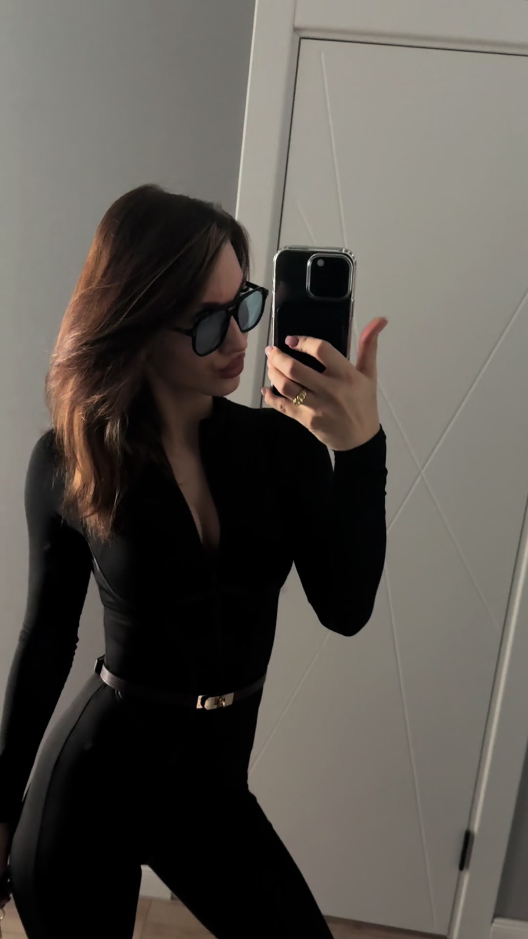 @𝒟𝒾