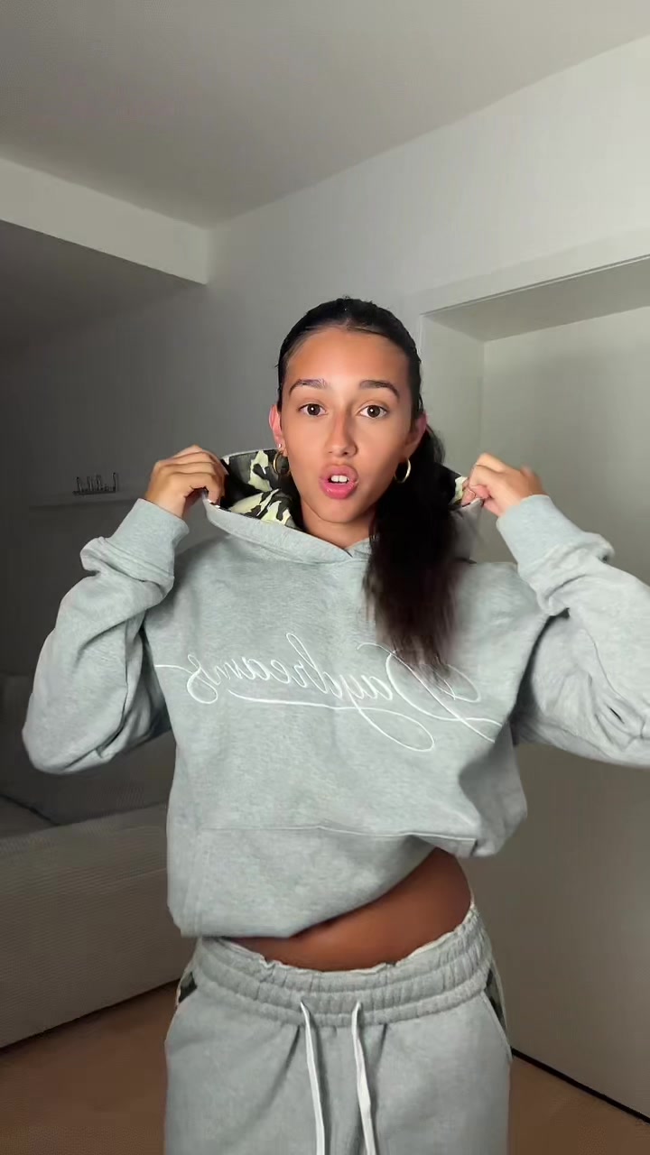 @𝓐𝓩