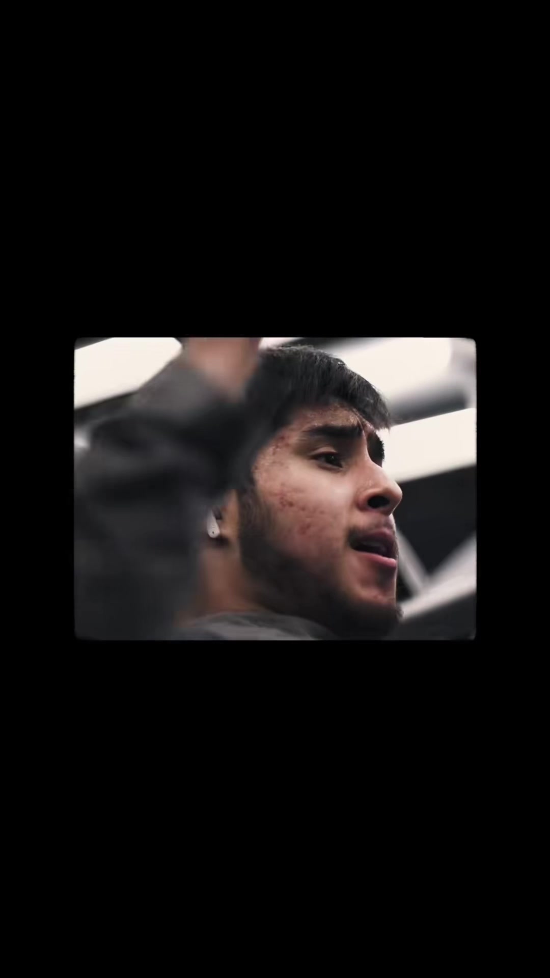 @Blurred