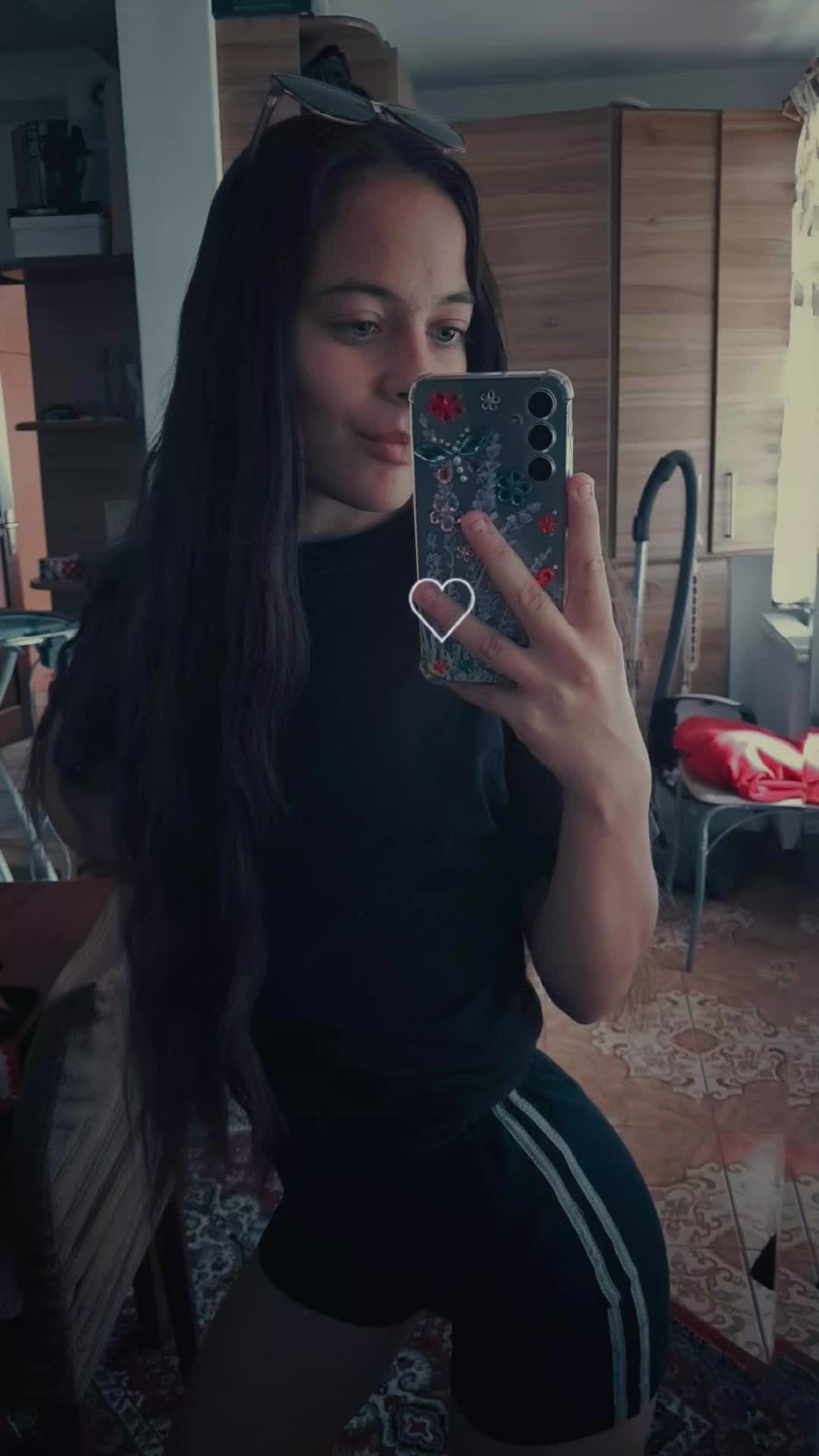 @💙🖤Lovas csajszi ❤️😈
