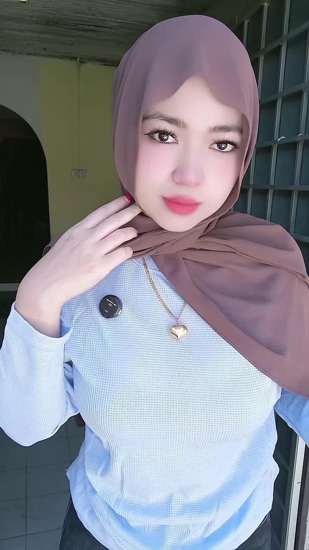 @E F A 🐼