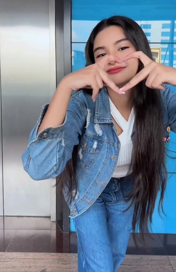 @Valentina