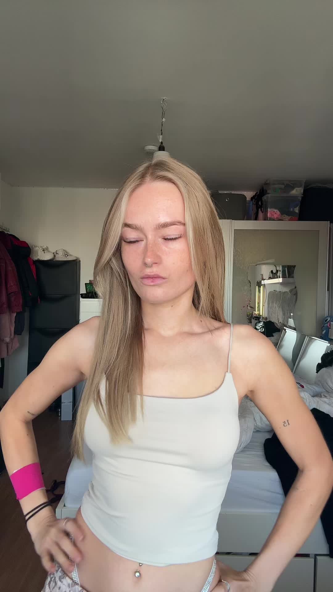 @Alyssa Haley♊︎
