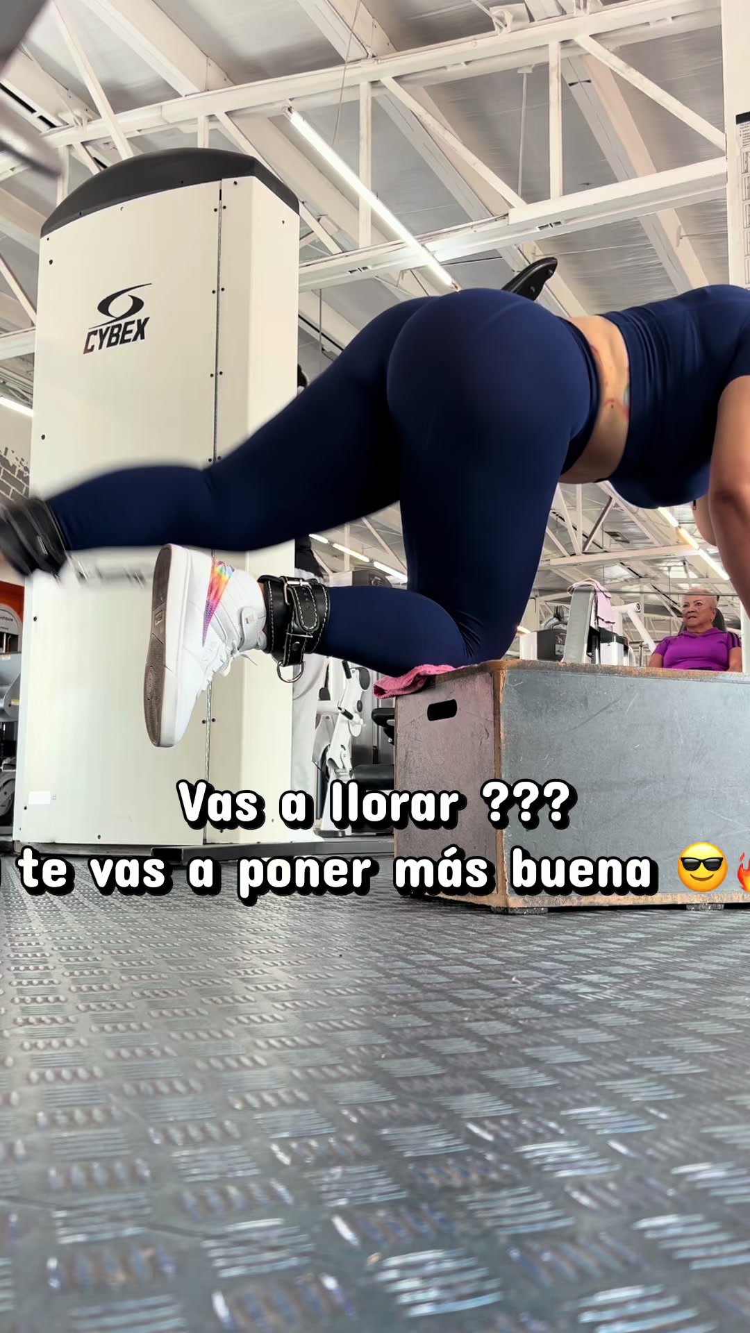 @Alejandra Villegas N