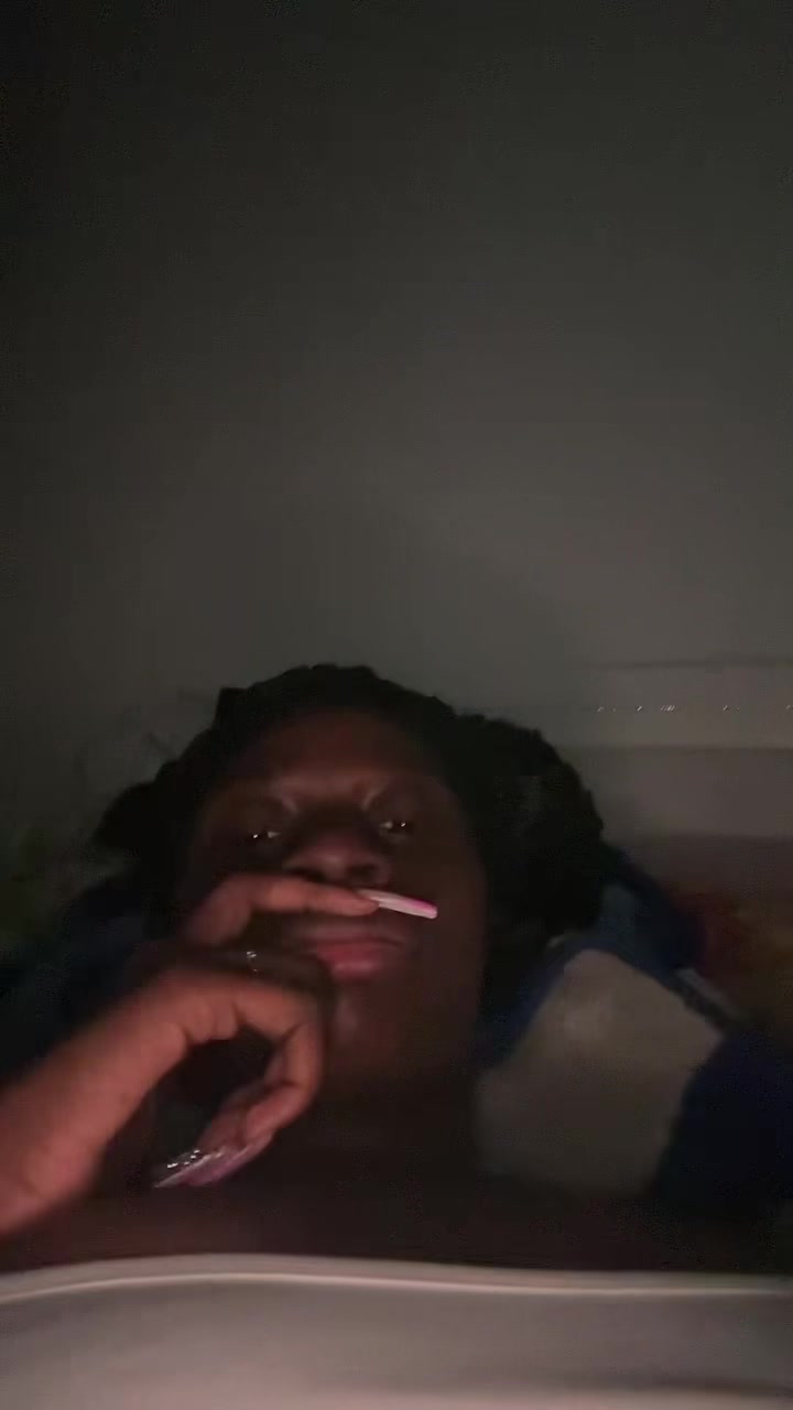 @𝐁𝐈𝐒𝐂𝐔𝐈𝐓𝟐𝐌𝐄𝐑🧜🏾&zwj;♀️