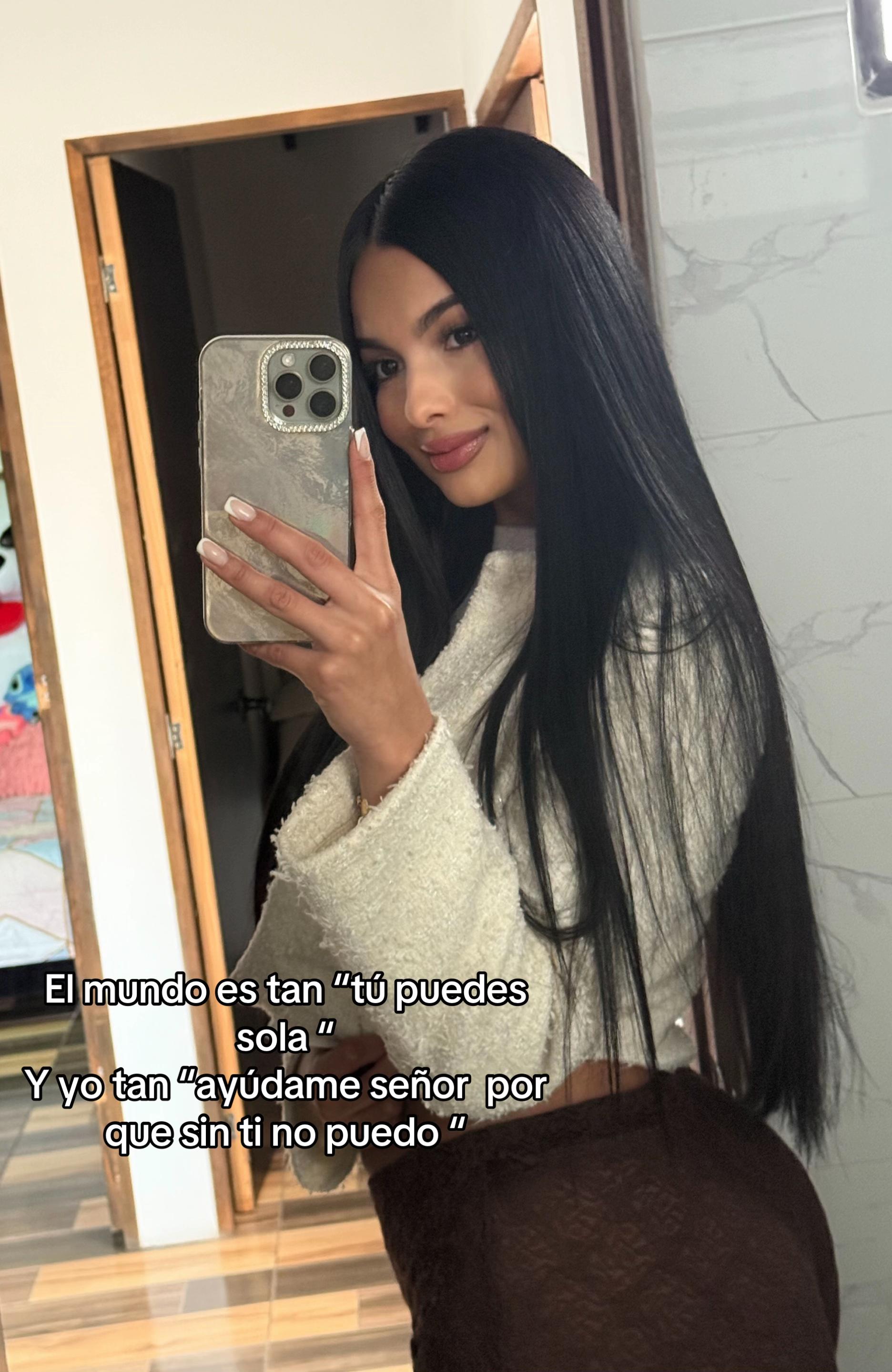 @Victoria 🦋 🎸