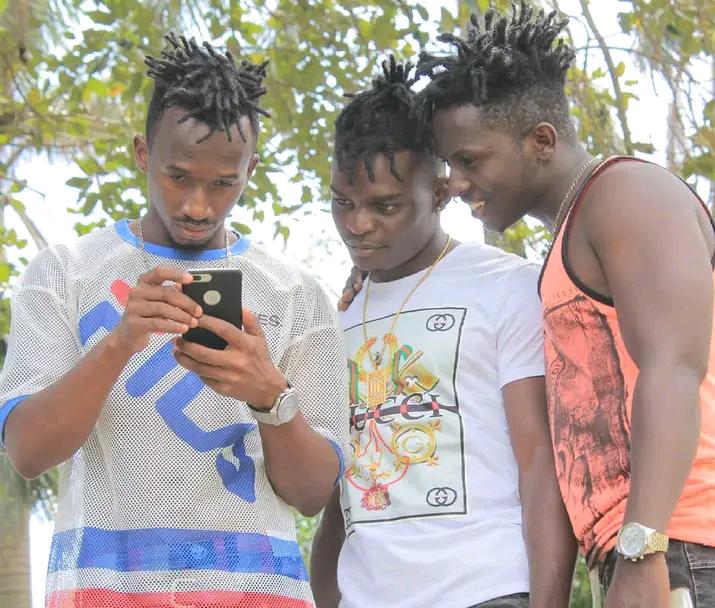 @NICK_B2C❤️🎶🇺🇬