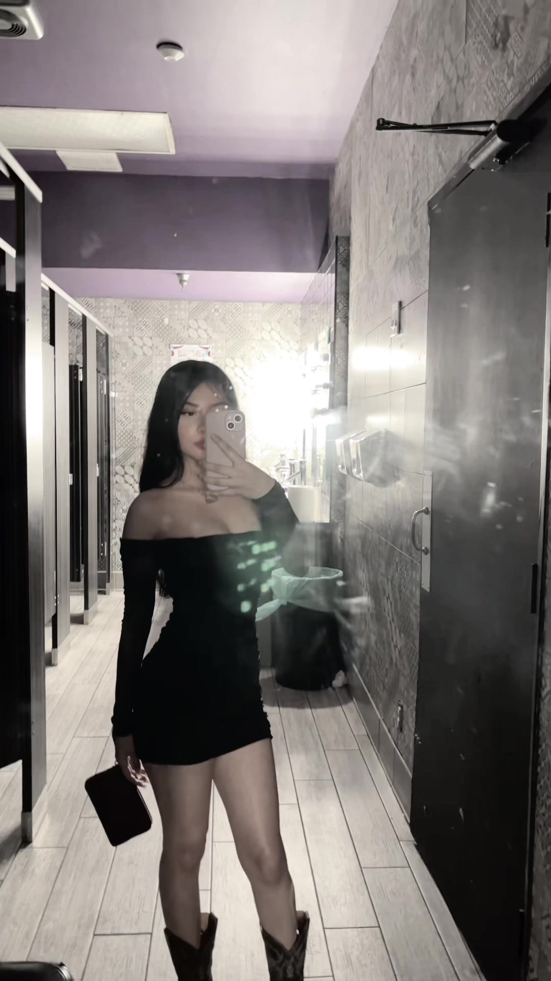 @𝘔𝘢𝘳𝘪𝘢𝘯𝘢౨ৎ𝘑𝘪𝘮𝘦𝘯𝘦𝘻