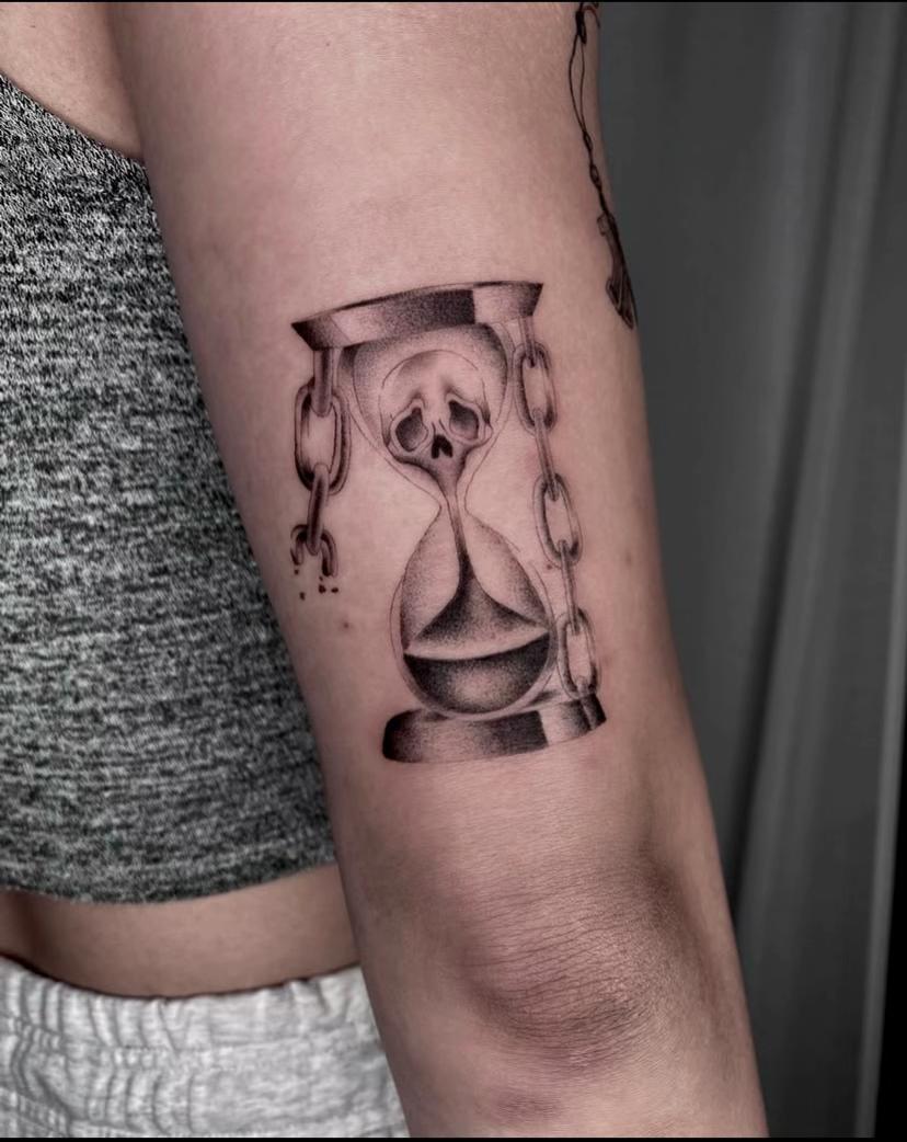 @eliza.supe.tattoo
