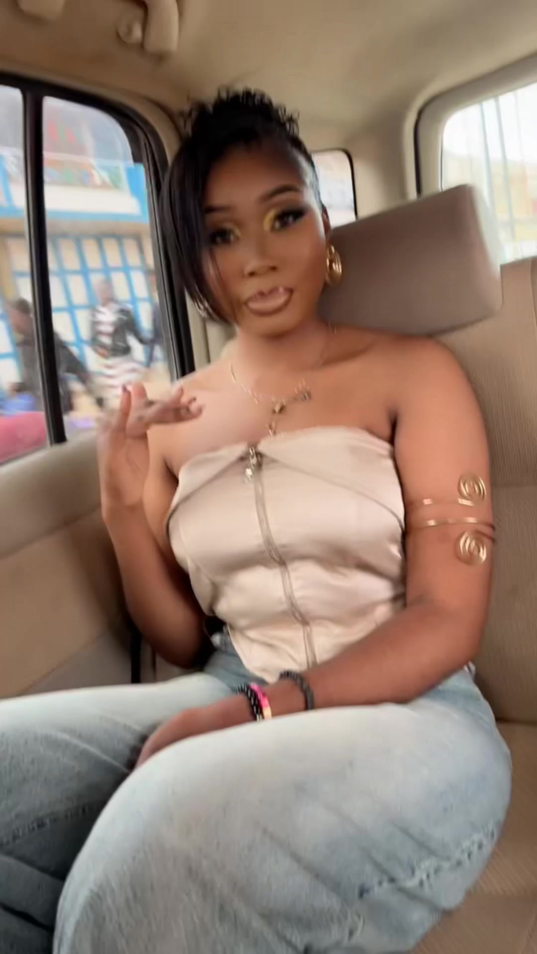 @Yoah 🦋💫🫆