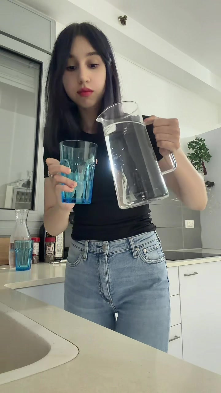 @к Вашим услугам