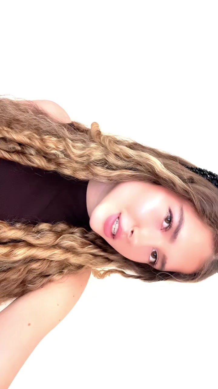 @𝐧𝐢𝐤𝐚 | model🇺🇦/🇫🇷