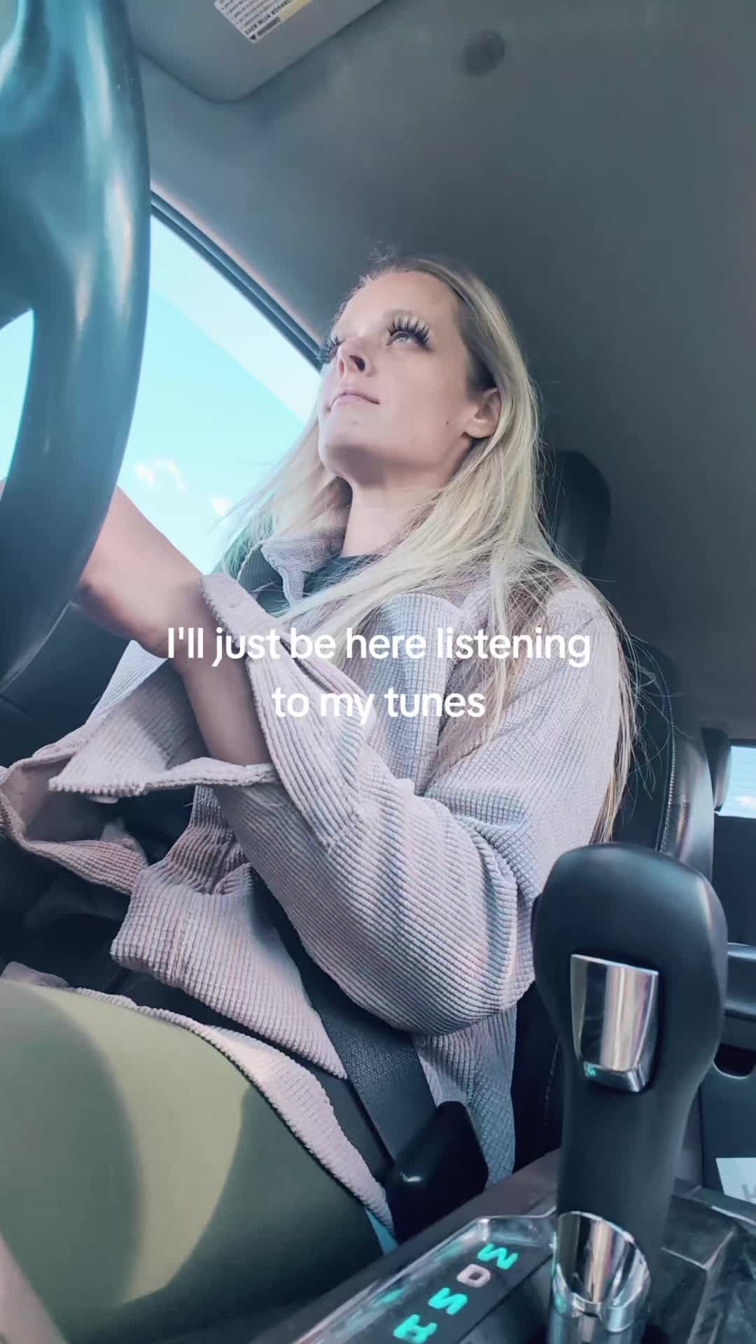 @corndogbuttchugger