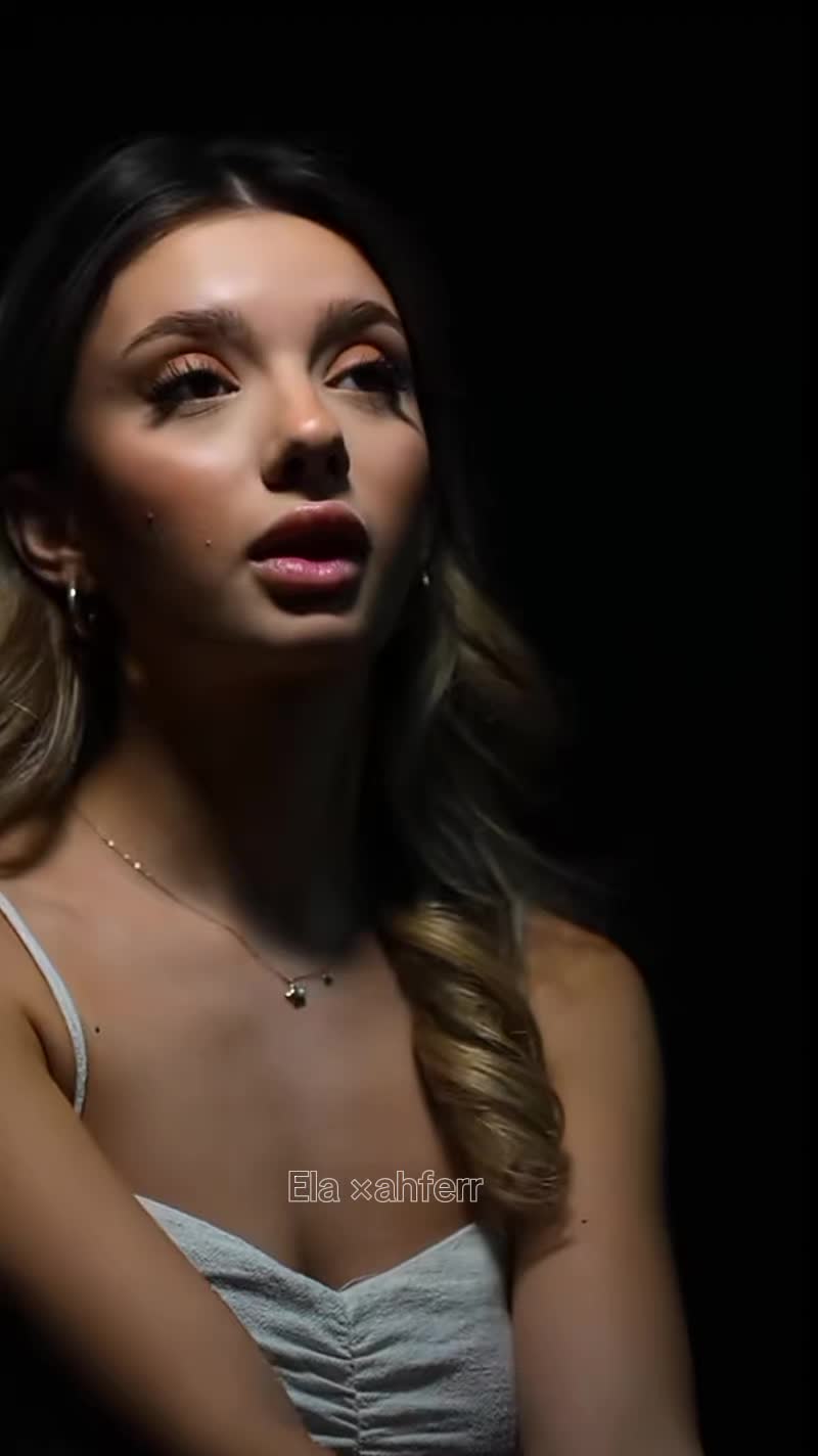 @~
