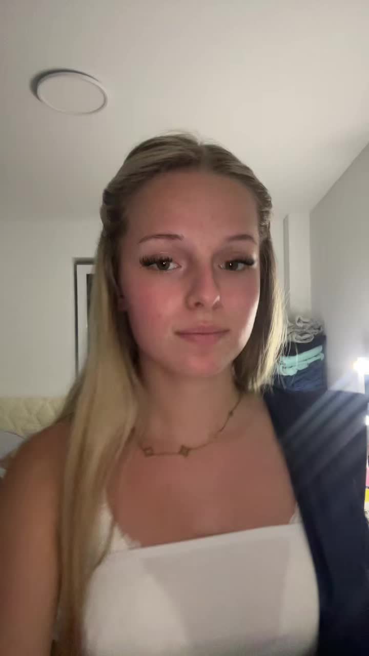 @𝐙𝐨𝐞𝐲