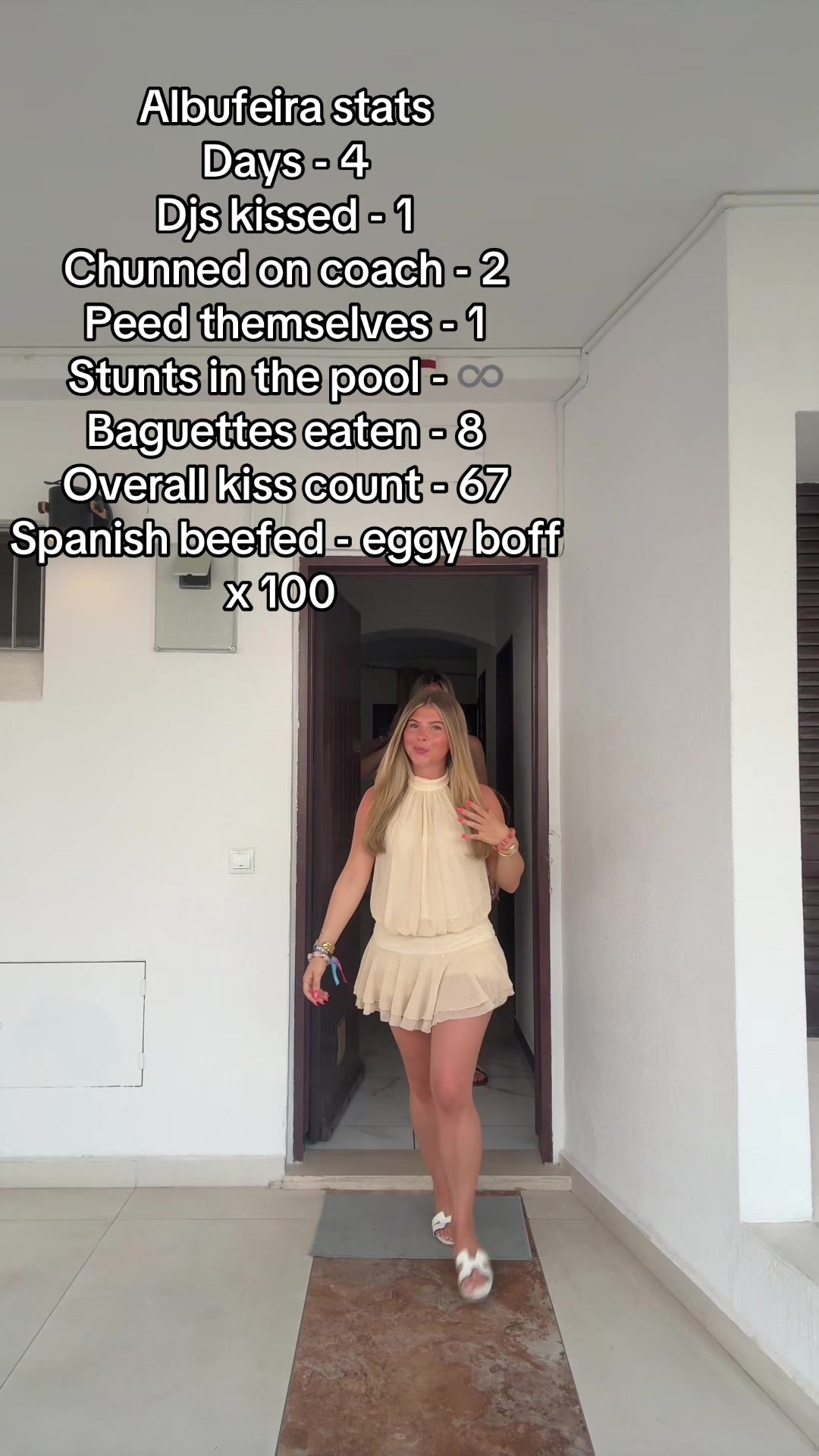 @sophiaphilips_